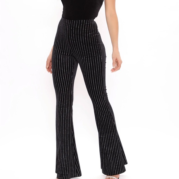 Flare pants in black - fashionova - Picture 4 of 7